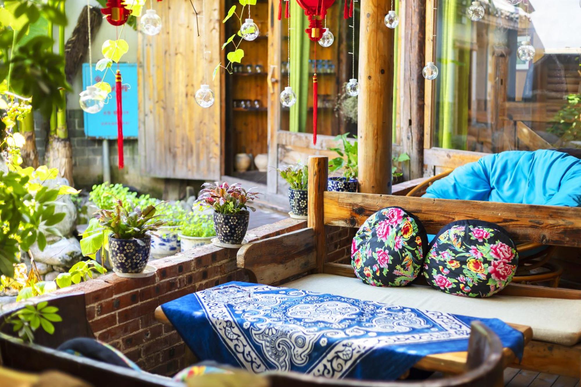 Butterfly Flowers Inn Zhangjiajie Exterior photo