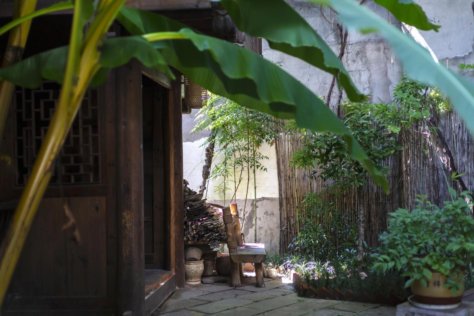 Butterfly Flowers Inn Zhangjiajie Exterior photo