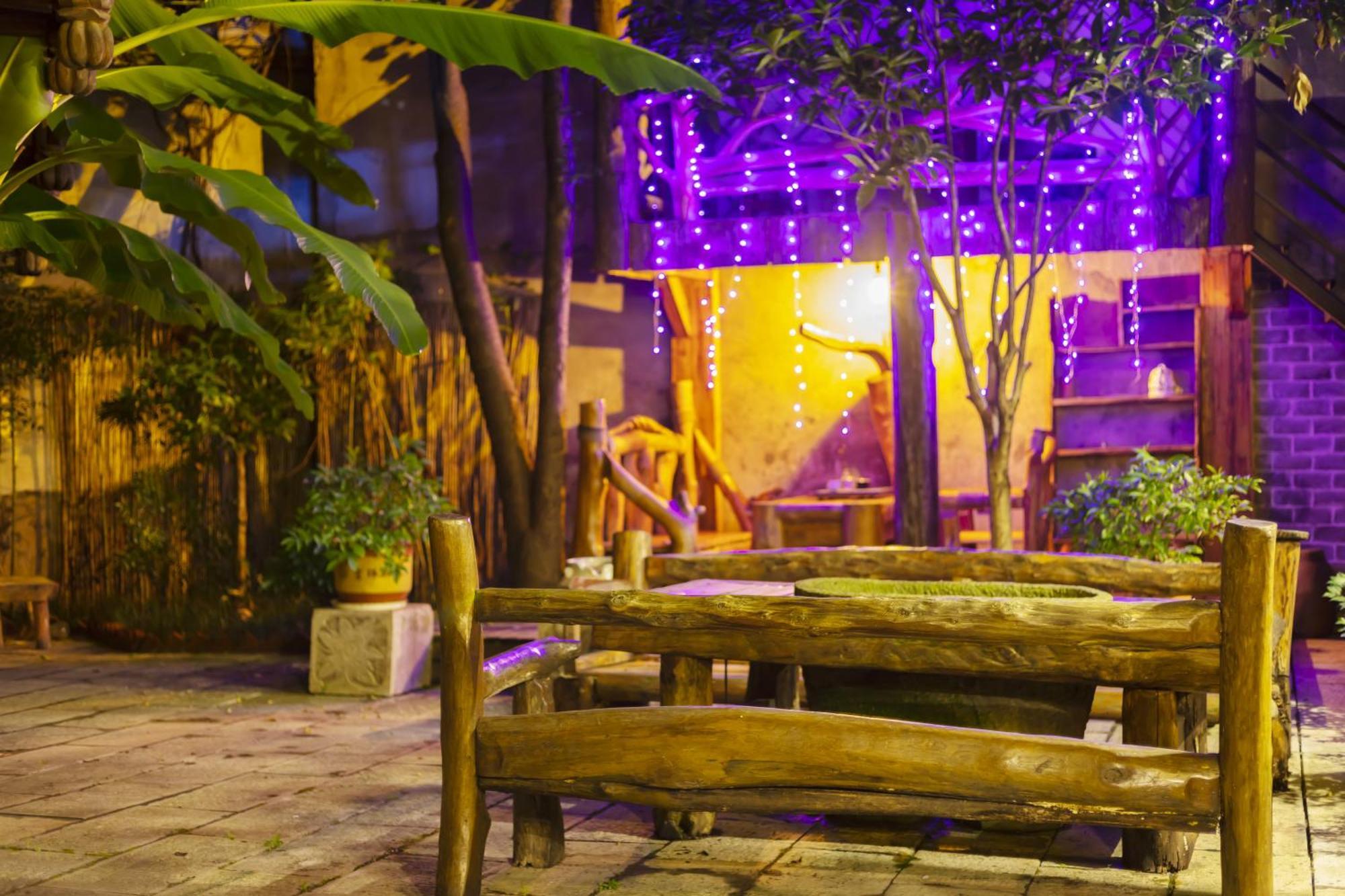 Butterfly Flowers Inn Zhangjiajie Exterior photo